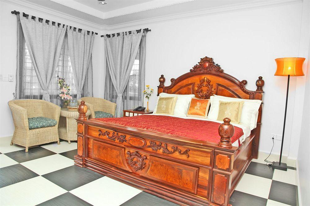 Delux Villa Battambang Zewnętrze zdjęcie